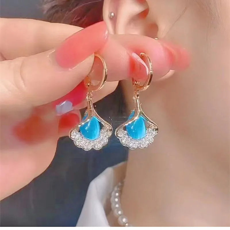 Vintage Elegant Purple Crystal Flower Petal Earrings